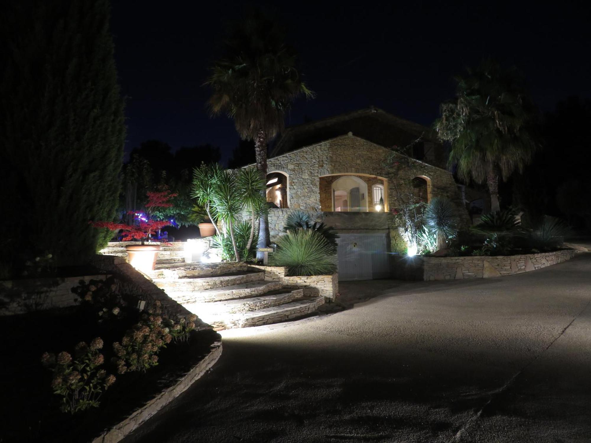 Bed and Breakfast Domaine De Claude La Cadiere-d'Azur Esterno foto