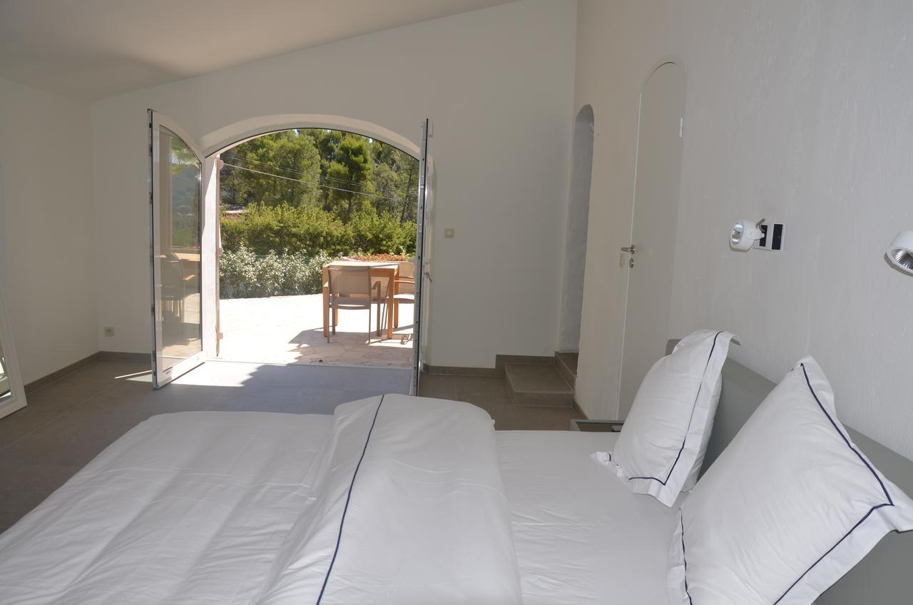 Bed and Breakfast Domaine De Claude La Cadiere-d'Azur Esterno foto