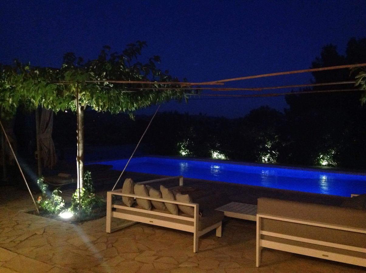 Bed and Breakfast Domaine De Claude La Cadiere-d'Azur Esterno foto