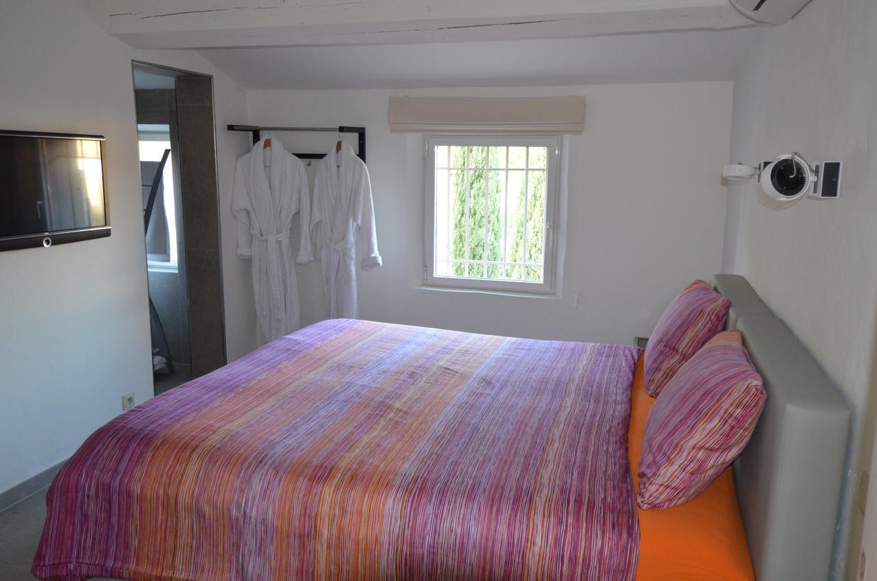 Bed and Breakfast Domaine De Claude La Cadiere-d'Azur Esterno foto